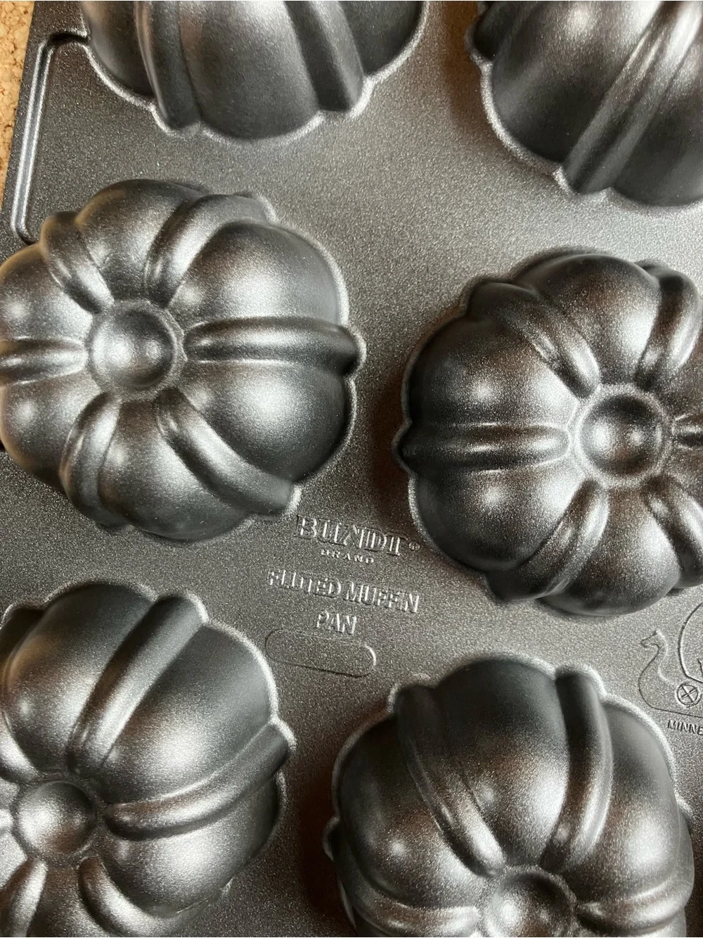 Nordic Ware Mini Fluted Muffin Pan/mini Bundt Pan Makes 12 Mini Bundt Cakes